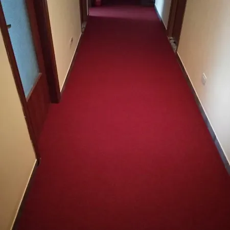 Pensjonat Chowdhury House Unit 2 Mestre