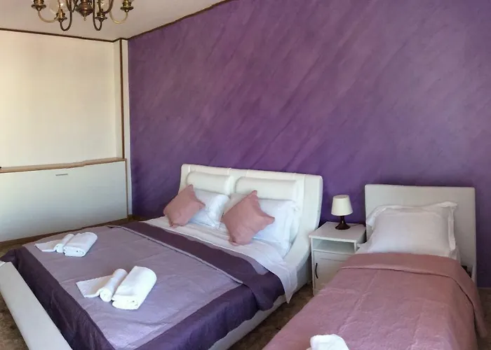 Chowdhury House Unit 2 * Mestre