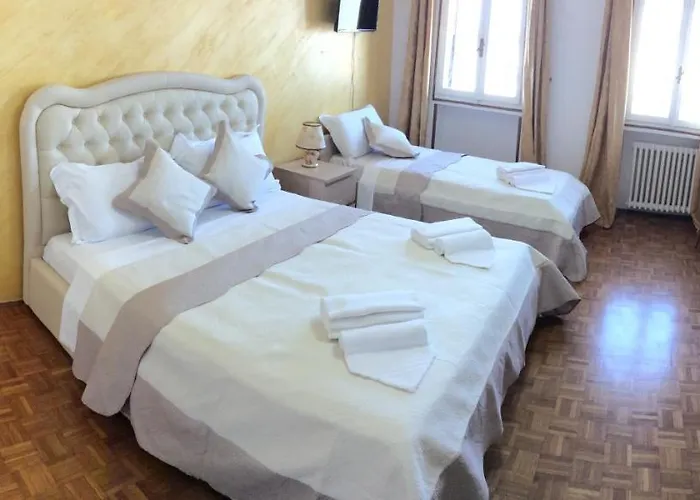 Chowdhury House Unit 2 *